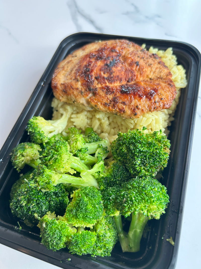 Sautéed Protein with Brown Rice and Broccoli